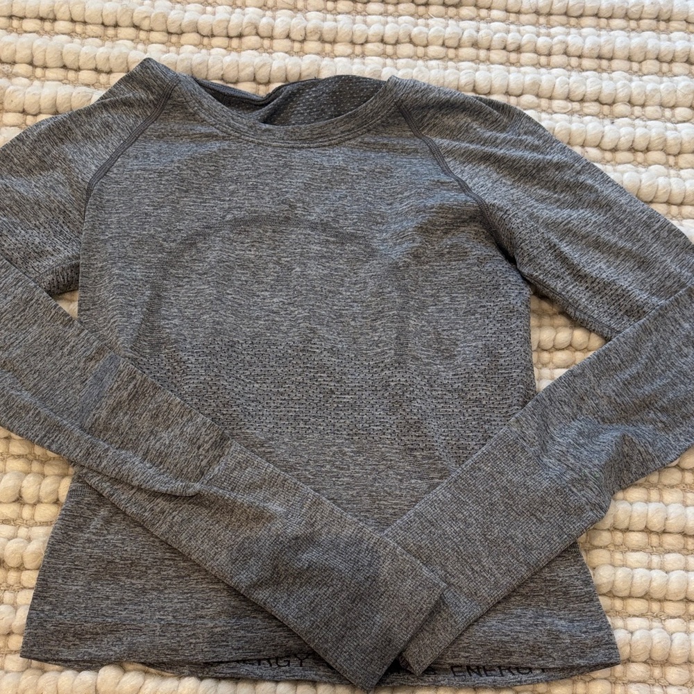 Lululemon Athletica Gray Long Sleeve Sweatshirt